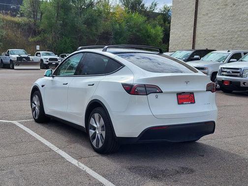 2023 Tesla Model Y Long Range Dual Motor All-Wheel Drive