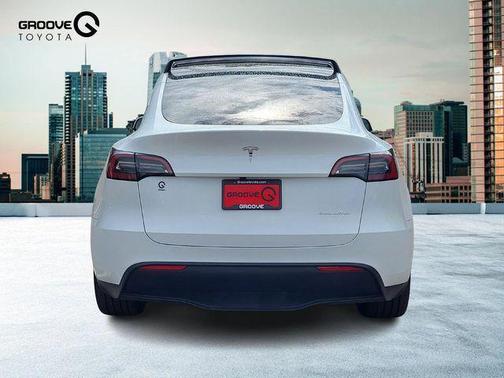 2023 Tesla Model Y Long Range Dual Motor All-Wheel Drive