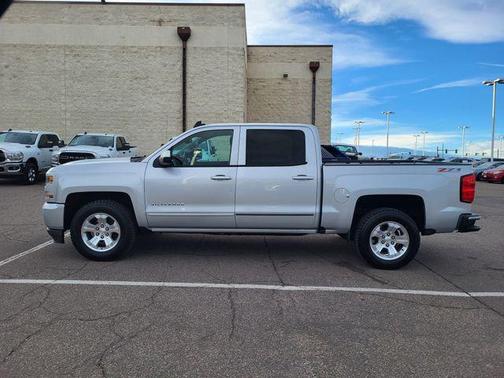 2017 Chevrolet Silverado 1500 2LT