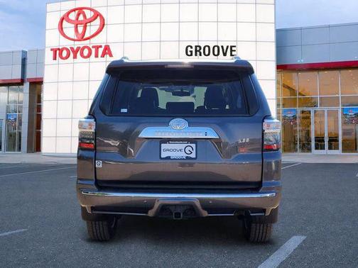 Magnetic Gray Metallic 2016 Toyota 4Runner Limited