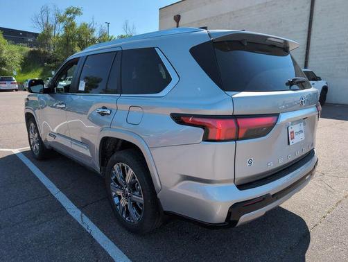2025 Toyota Sequoia Base