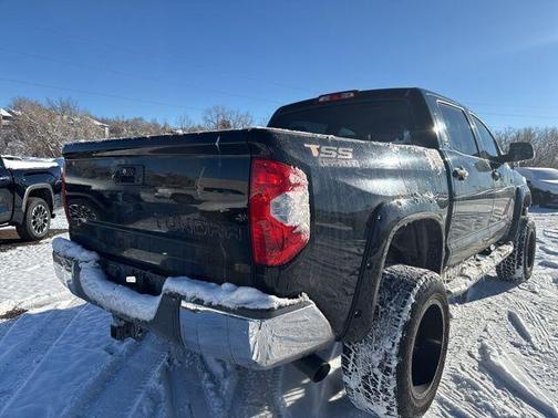 2016 Toyota Tundra SR5