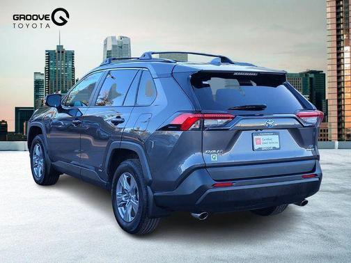 2024 Toyota RAV4 Hybrid XLE