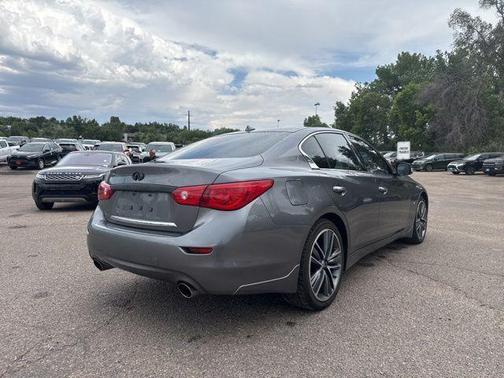 2015 INFINITI Q50 Premium