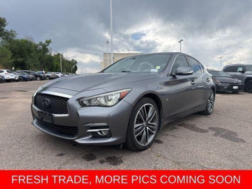 2015 INFINITI Q50 Premium