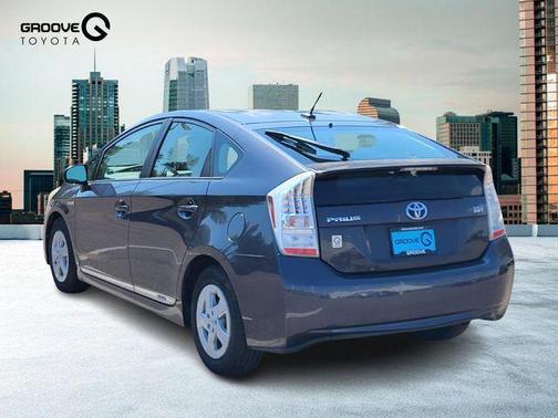 2011 Toyota Prius III