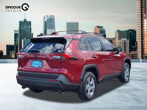 2025 Toyota RAV4 Hybrid LE