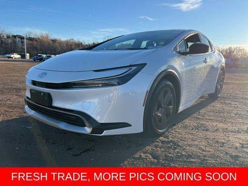 2024 Toyota Prius Prime SE