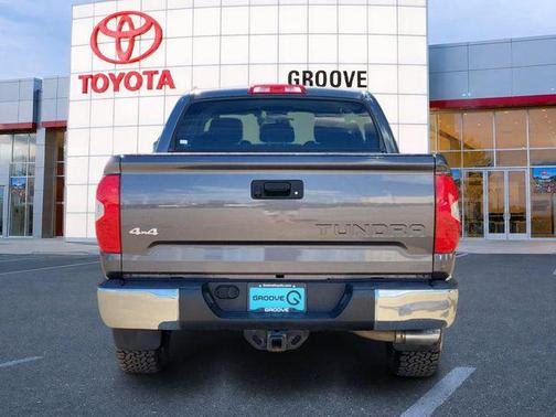 Magnetic Gray Metallic 2018 Toyota Tundra SR5