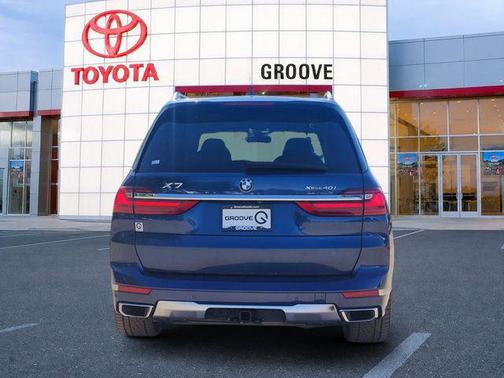 Phytonic Blue Metallic 2019 BMW X7 xDrive40i
