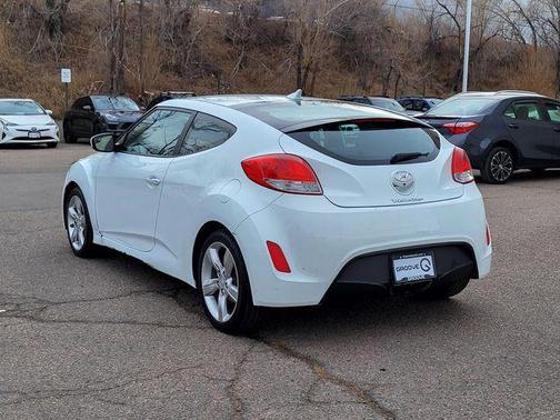 2015 Hyundai Veloster Base