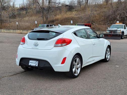 2015 Hyundai Veloster Base
