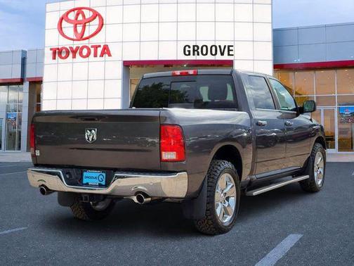 Granite Crystal Metallic Clearcoat 2017 RAM 1500 Big Horn