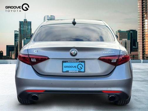 2019 Alfa Romeo Giulia Ti Lusso