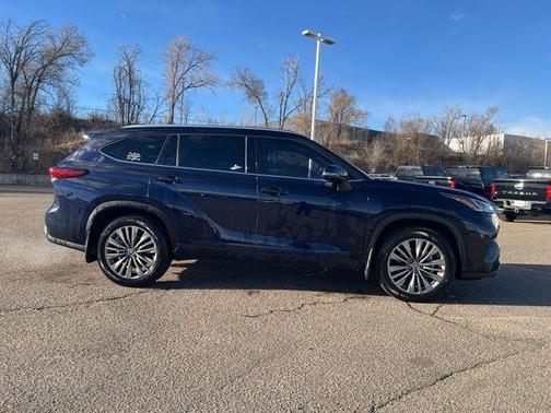 2020 Toyota Highlander Platinum
