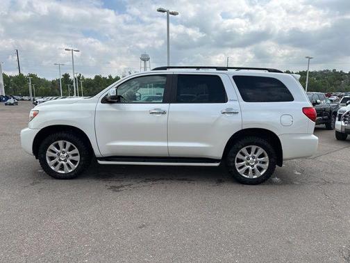 2016 Toyota Sequoia Platinum