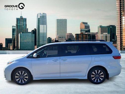2020 Toyota Sienna Limited Premium