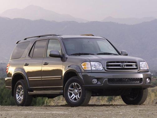 2004 Toyota Sequoia SR5