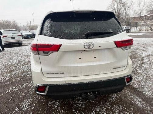 2017 Toyota Highlander Limited Platinum