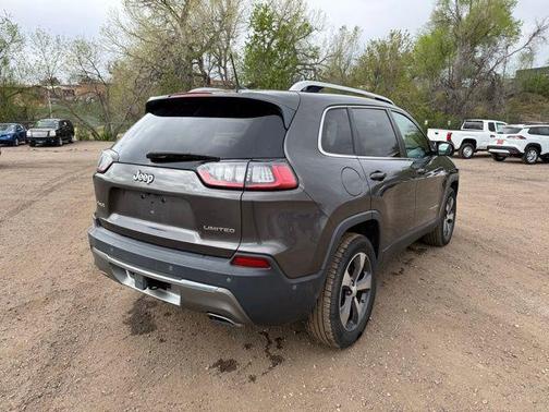 Granite Crystal Metallic Clearcoat 2019 Jeep Cherokee Limited