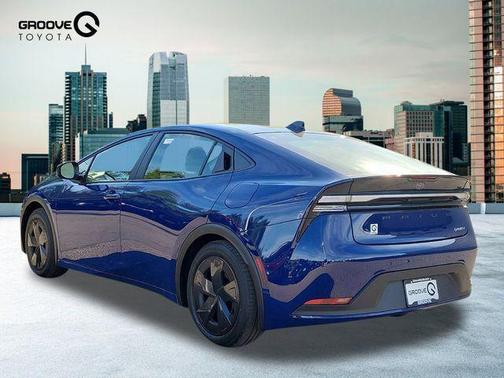 2026 Toyota Prius Plug-In Hybrid SE