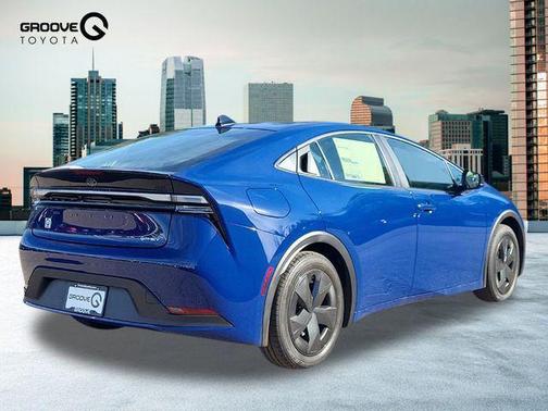 2026 Toyota Prius Plug-In Hybrid SE