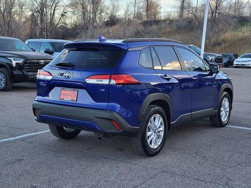 2024 Toyota Corolla Cross LE