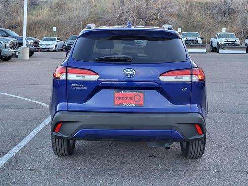 2024 Toyota Corolla Cross LE