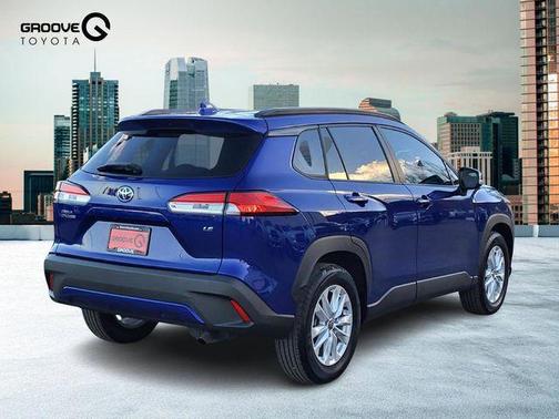 2024 Toyota Corolla Cross LE