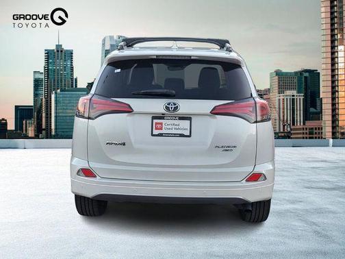 2017 Toyota RAV4 SE