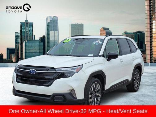 Crystal White Pearl 2025 Subaru Forester Touring