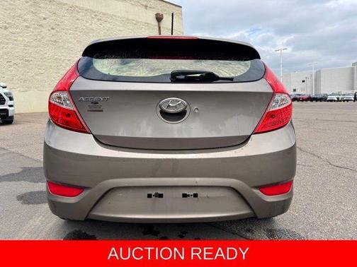 2012 Hyundai Accent SE