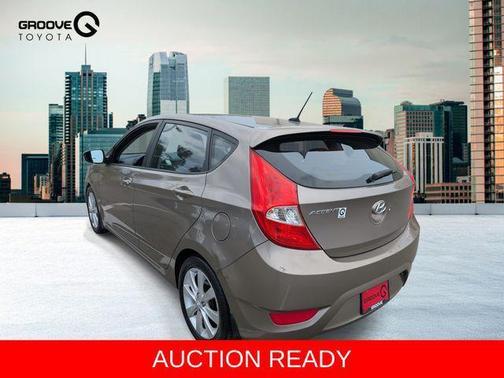 2012 Hyundai Accent SE
