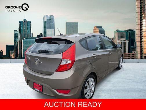 2012 Hyundai Accent SE