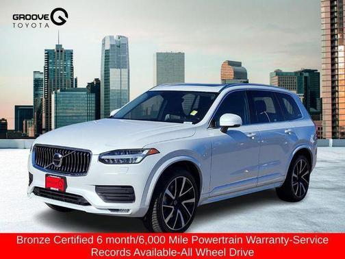 2021 Volvo XC90 T6 Momentum