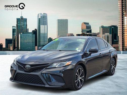 2019 Toyota Camry SE