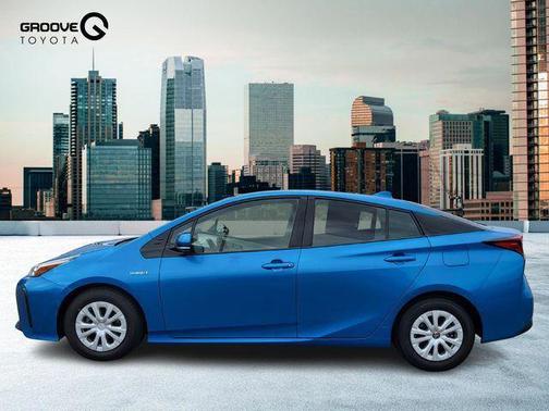 2020 Toyota Prius LE