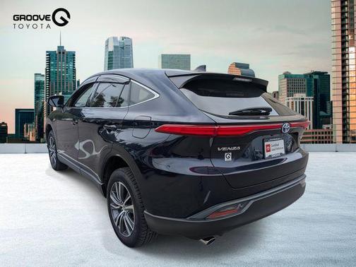 2022 Toyota Venza LE
