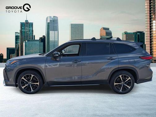 2022 Toyota Highlander XSE