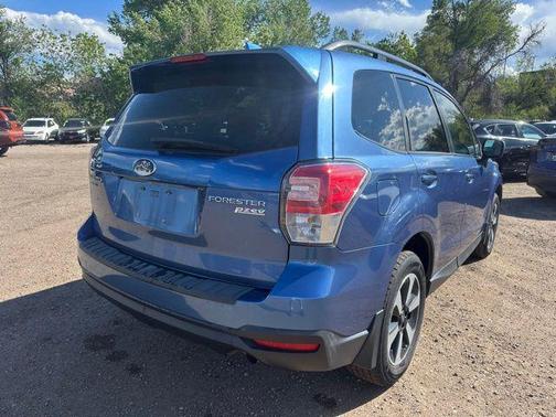 Quartz Blue 2017 Subaru Forester 2.5i Premium