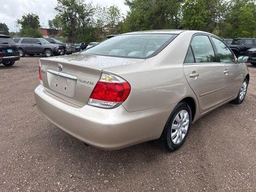 Desert Sand Mica 2006 Toyota Camry LE