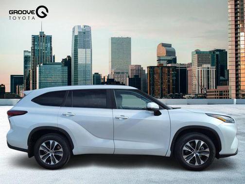 2025 Toyota Highlander XLE