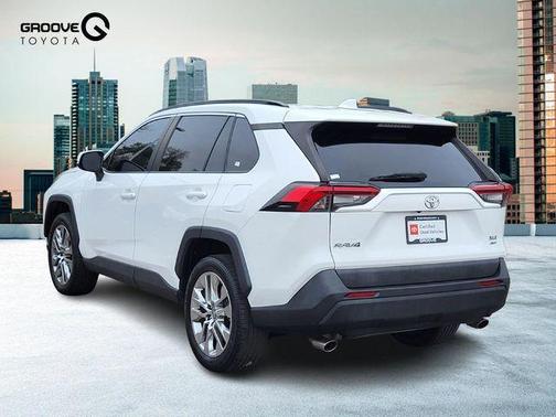 2019 Toyota RAV4 XLE Premium