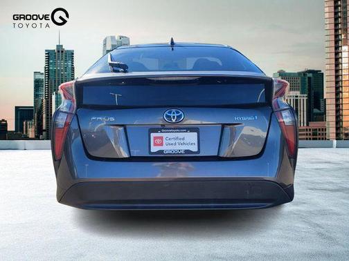 2016 Toyota Prius Three