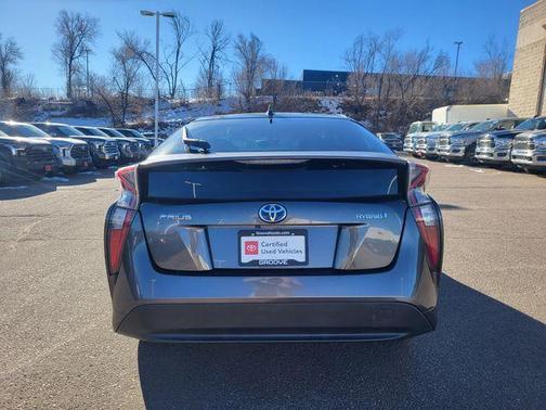 2016 Toyota Prius Three