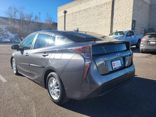 2016 Toyota Prius Three