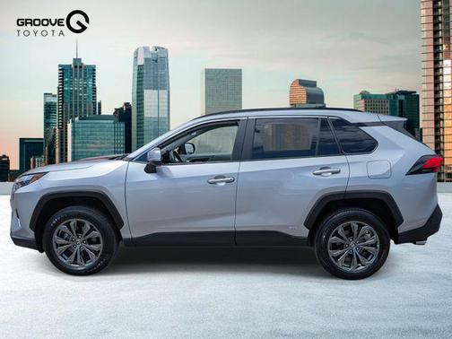2022 Toyota RAV4 Hybrid XLE Premium