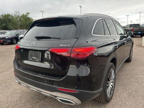 2023 Mercedes-Benz GLC 300 4MATIC