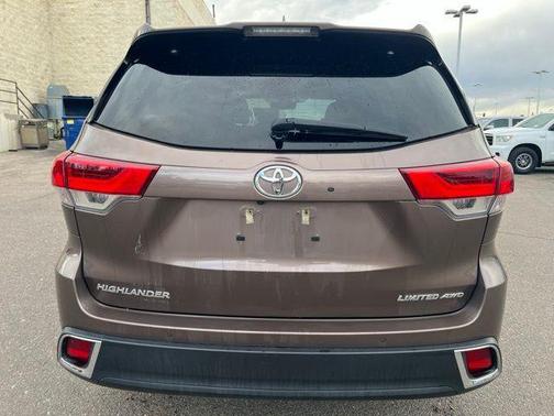2019 Toyota Highlander Limited Platinum