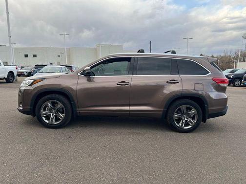 2019 Toyota Highlander Limited Platinum